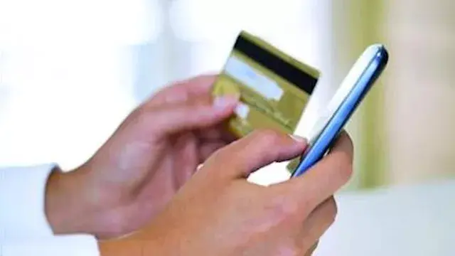 "لو حولت فلوس بالغلط".. إزاي ت...