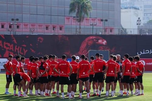 الأهلي يواصل تدريباته.. وفقرات متنوعة للاعبين‏