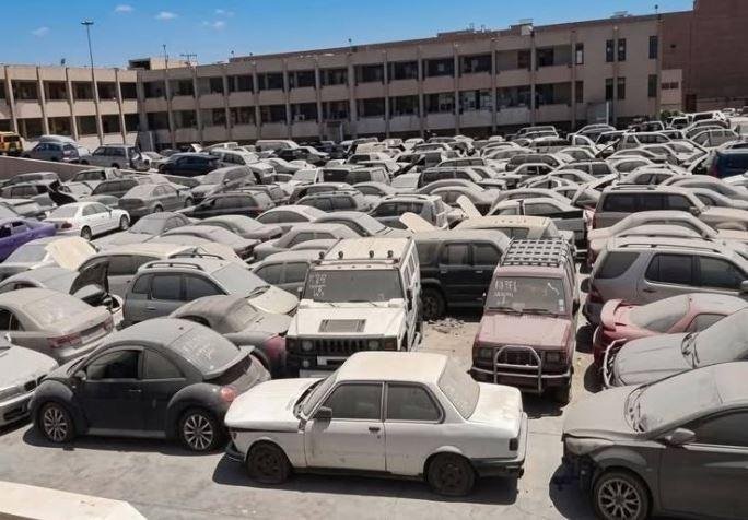بيع بضائع بجلسة مزاد لجمارك ال...