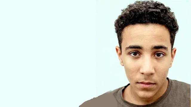 مقتل طالب وإصابة والده في اعتد...