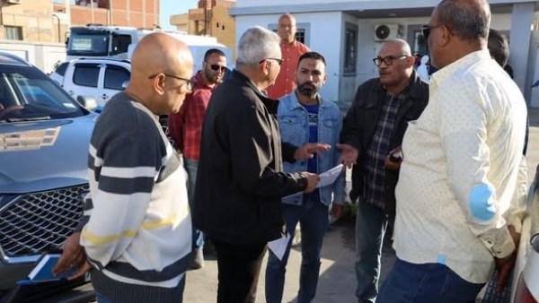 رئيس شركة مياه الشرب بمطروح يتابع المنافذ الحيوية والوقوف على احتياجات المواطنين