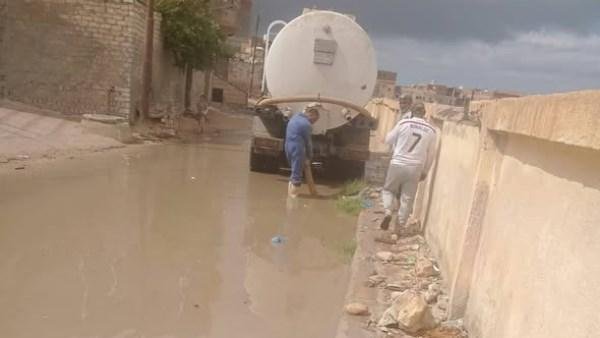 تحركات مكثفة بمطروح لسحب مياه الأمطار من محيط مقابر المغاربة