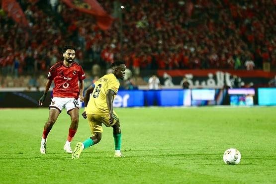 الأهلي يصالح جماهيره برباعية كيتارا في الكونفدرالية