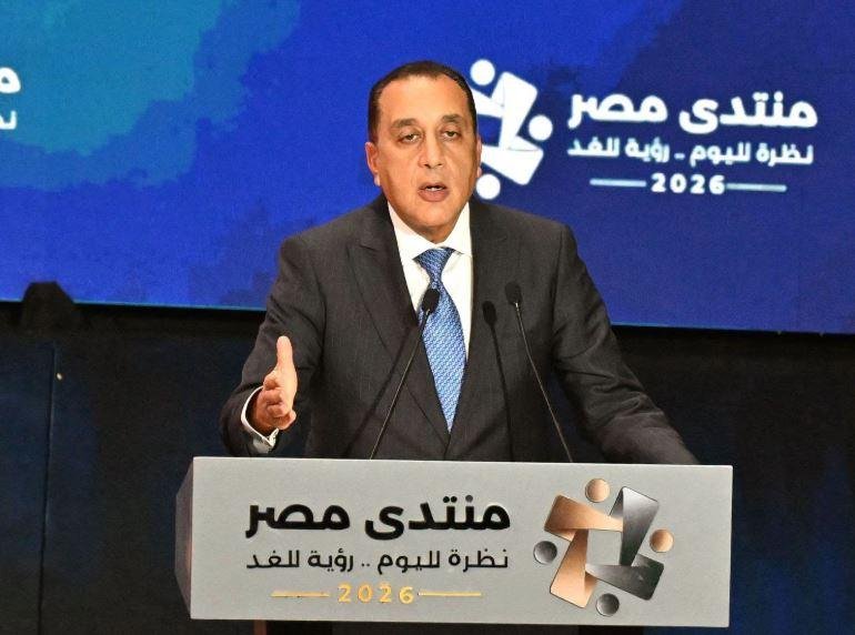 رئيس الوزراء يوضح حقيقة التصريحات المتداولة والمنسوبة إليه بشأن تخفيف الأحمال الكهربائية