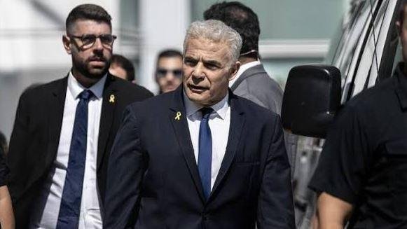 لابيد: إسرائيل أكثر عزلة عالميا بسبب مواقف حكومة نتنياهو