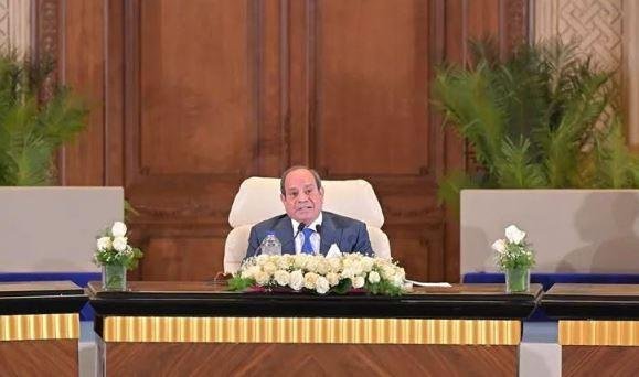 الرئيس السيسي: دور الدعوة ينتهي بتقديم النصح بالحكمة والموعظة الحسنة سواء لاقى قبولا أم لا