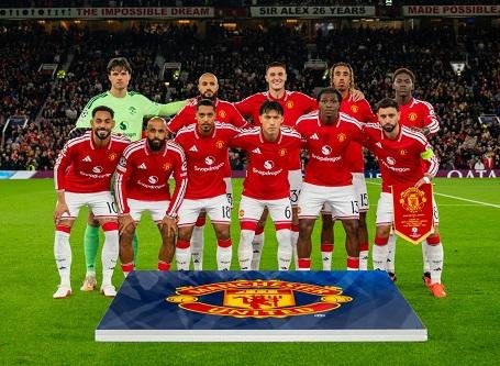 مبيومو يقود هجوم مانشستر يونايتد أمام بورنموث في الدوري الإنجليزي