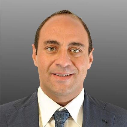 أحمد الحسيني: قناة السويس..من رسم عبور إلى اقتصاد عبور
