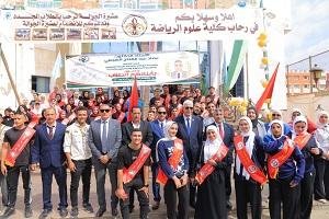 رئيس جامعة المنوفية يشارك طلاب علوم الرياضة تحية العلم في أول أيام الدراسة