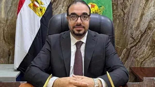 سرنجات وأساور أطفال بالشارع.....
