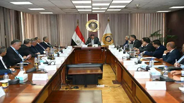 الصناعات المغذية للسيارات وزيا...