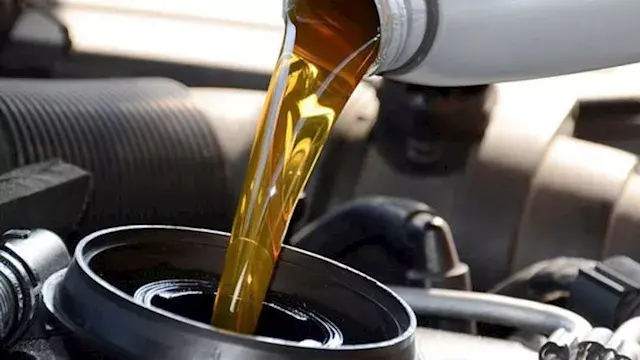 قبل تغيير زيت سيارتك.. 5 خطوات...