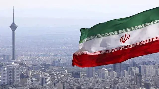 إيران: أمر قضائي بإغلاق مركز يتبع السفارة الفرنسية في طهران بتهم أمنية