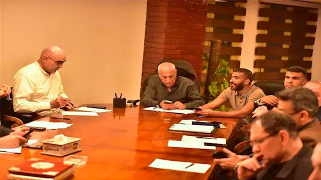 إخلاء المبنى وغلق الموبيلات.. مصدر يكشف كواليس اجتماع مجلس الزمالك وغياب الثلاثي