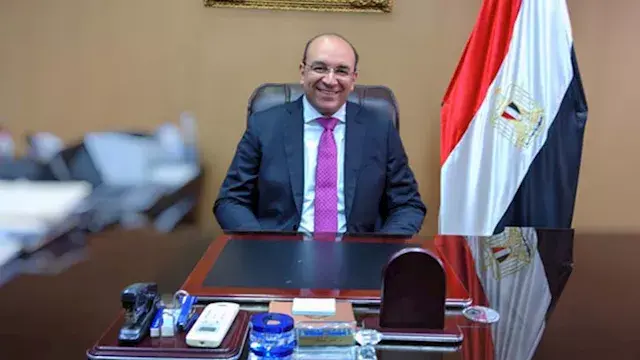 قرار مهم من التأمين الصحي لتخفيف أعباء التجديد عن أصحاب المعاشات