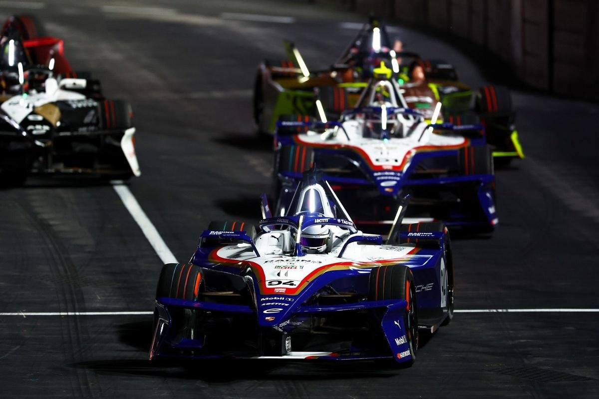 FIA to crack down on team coll...