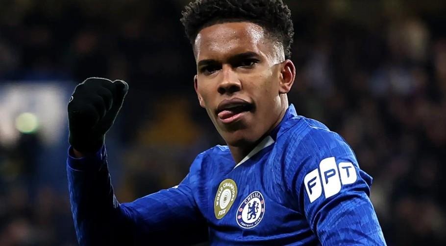 تقارير: برشلونة يراقب وضع إستيفاو مع تشيلسي