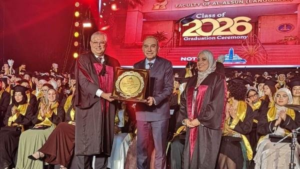 السفير علاء يوسف في حفل تخرج ألسن عين شمس: اللغات نافذة مصر إلى العالم