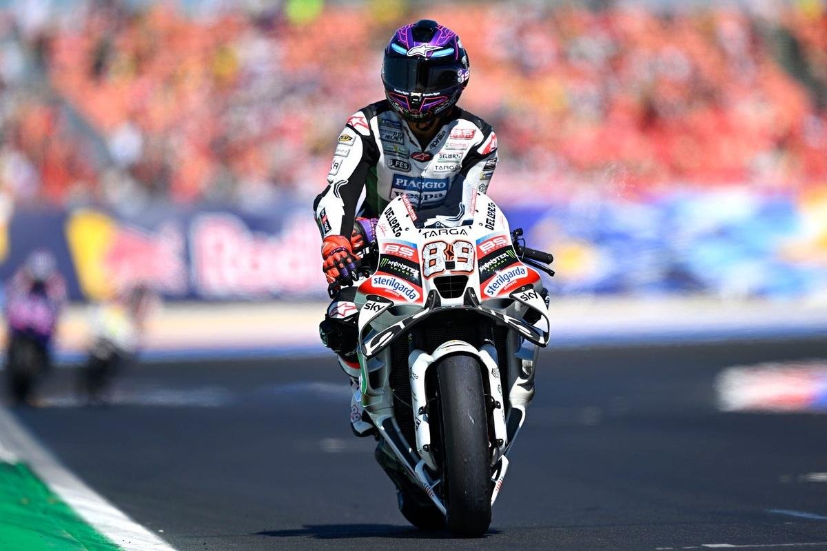 Jorge Martin to decide on arm...