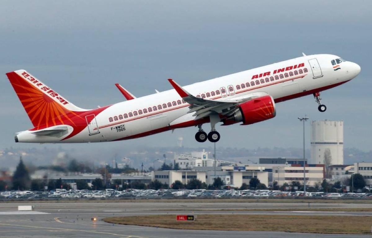 India's aviation boom faces tu...