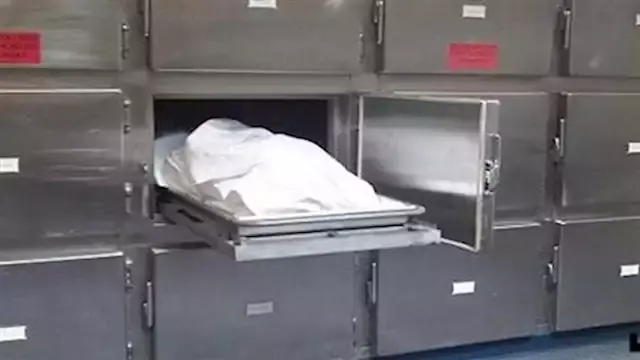 "الديون أنهت حياته".. عامل يلق...