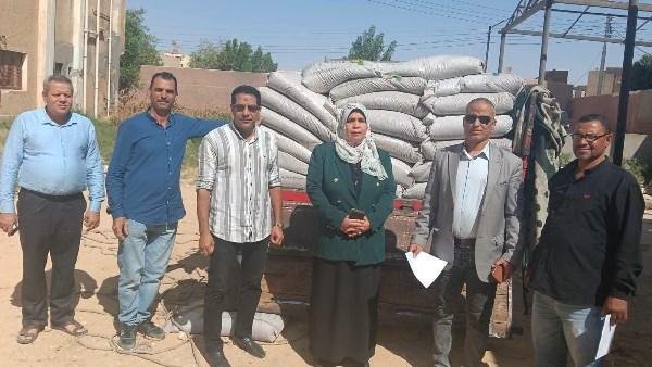 محافظ الوادي الجديد: ضبط 10 أطنان أسمدة زراعية مغشوشة قبل وصولها للأسواق بالخارجة