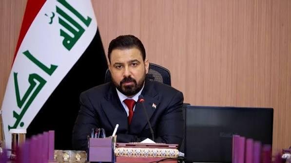 قائد الجيش العراقي يأمر بالتحقيق في التجاوز بحق العلم الأمريكي أثناء يوم السيادة