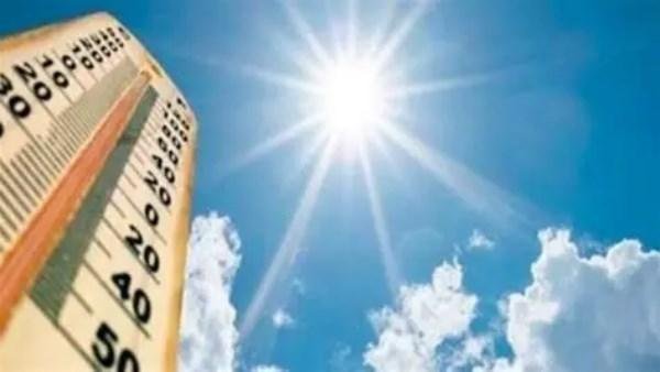 الأرصاد: طقس الغد مائل للحرارة نهارًا وشبورة صباحية وفرص لسقوط أمطار