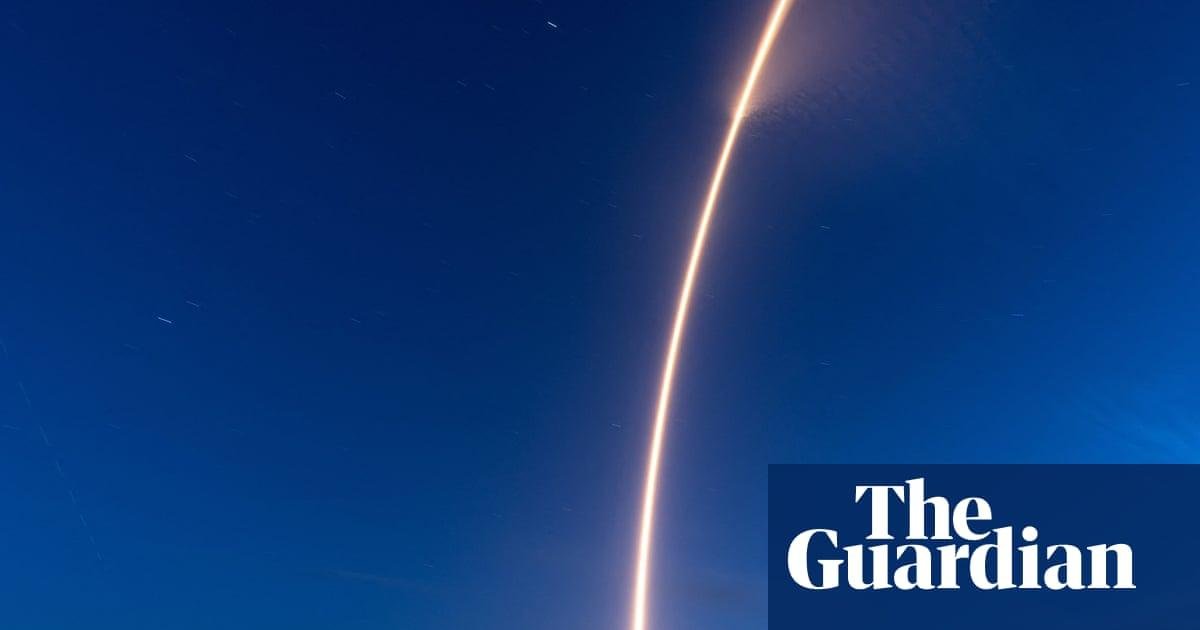 German startup sends first com...