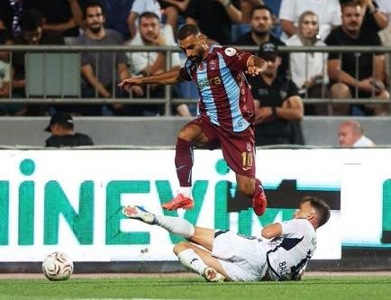 مدرب طرابزون يكشف كيف يستفيد من محمد صلاح