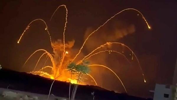 سوريا.. انفجارات متواصلة تهز جنوب حلب.. إصابات وقطع طريق حلب دمشق