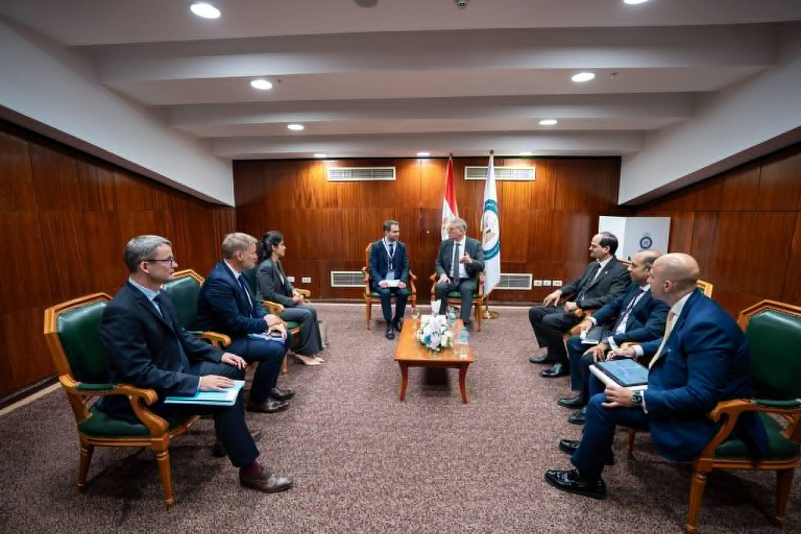 وزير البترول يبحث مع توتال إنرجيز الفرنسية تسريع تنفيذ مشروع ربط الغاز القبرصي بالبنية التحتية المصرية