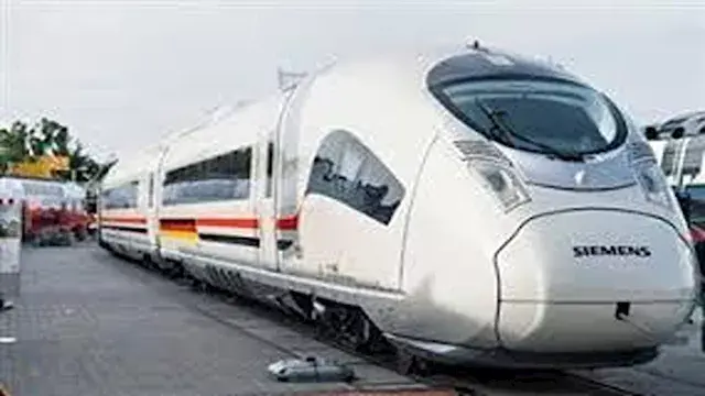 2250 كم و60 محطة.. "معلومات الوزراء" يكشف تفاصيل شبكة القطار الكهربائي السريع