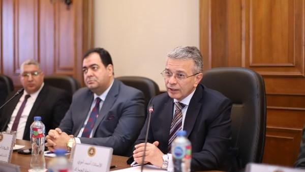 رئيس مصلحة الجمارك يبحث مع مجتمع الأعمال بالإسكندرية تحديات المنظومة الجمركية