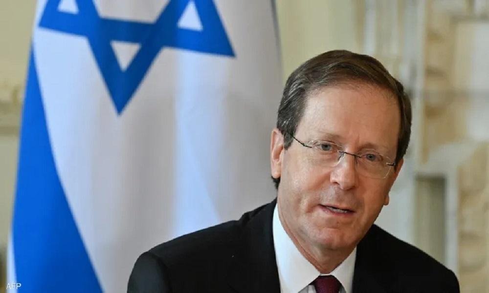 الرئيس الإسرائيلي يصدر عفوا عن مسعف عسكري أثار إطلاقه النار على فلسطيني جدلا