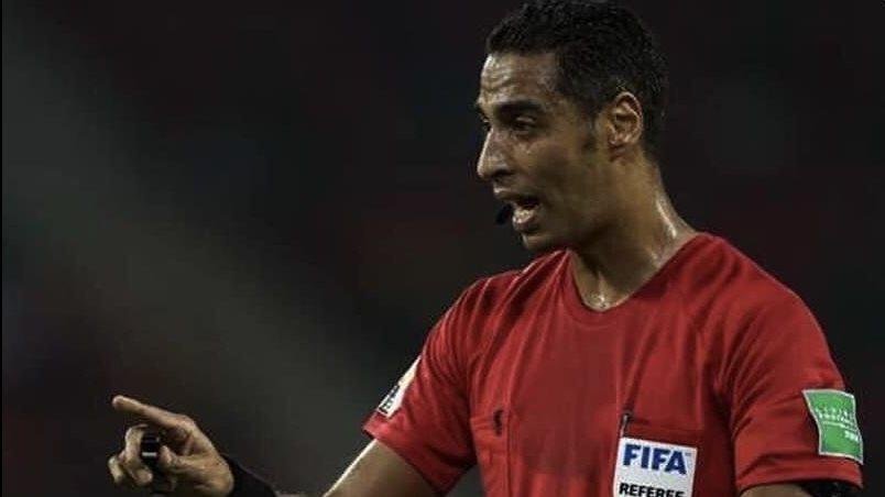 أمين عمر حكمًا لمباراة الأهلي ومودرن سبورت في الدوري غدًا