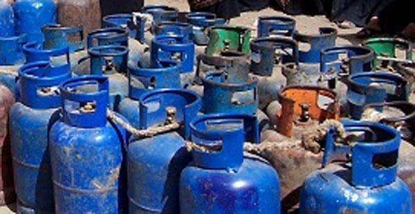تموين قنا يضبط 790 اسطوانة بوتاجاز مدعمة قبل بيعها بالسوق السوداء