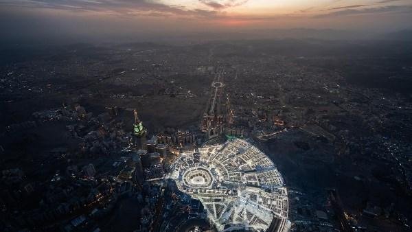 أشرف بقاع الأرض.. فضل مكة المكرمة وسبب تحريم القتال فيها