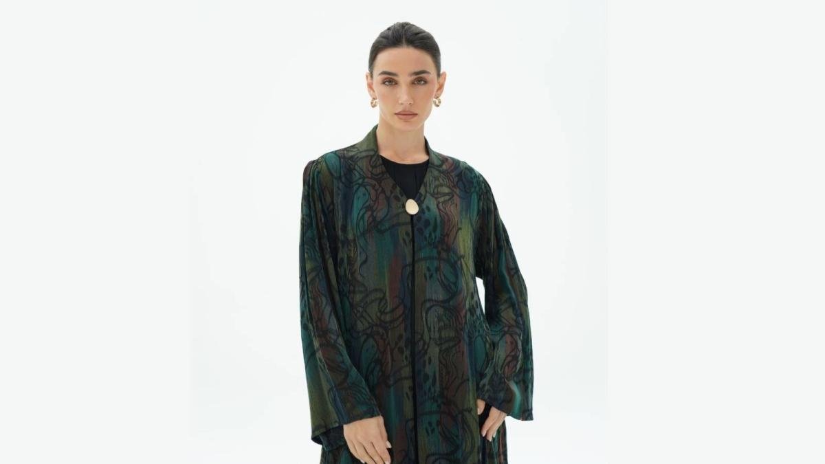 Luxury Abayas in Qatar: How CA...