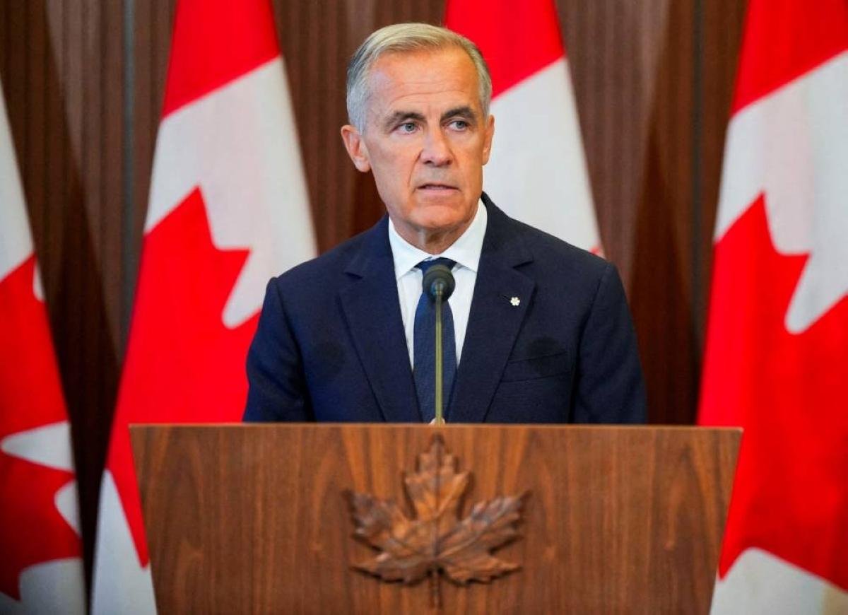 Canada loses 41,700 jobs as su...