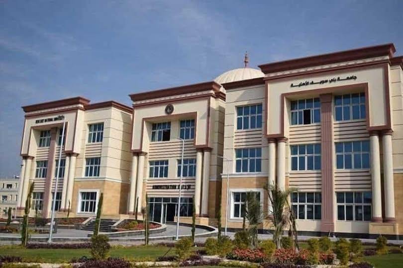رئيس جامعة بني سويف الأهلية يتفقد القطاعات الإدارية ويؤكد: ما نحققه من نجاحات ثمرة تعاون جميع منتسبيها