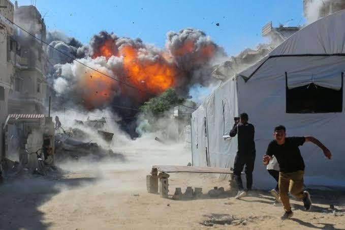 إصابة فلسطيني بقصف وهجمات إسرائيلية في قطاع غزة