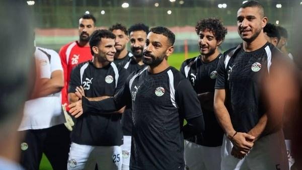 محمد صلاح يوجه رسالة للاعبي منتخب مصر قبل مواجهة أنجولا