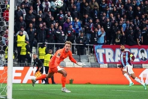12 مساهمة في 8 مباريات.. محمد صلاح يواصل انطلاقته النارية مع طرابزون