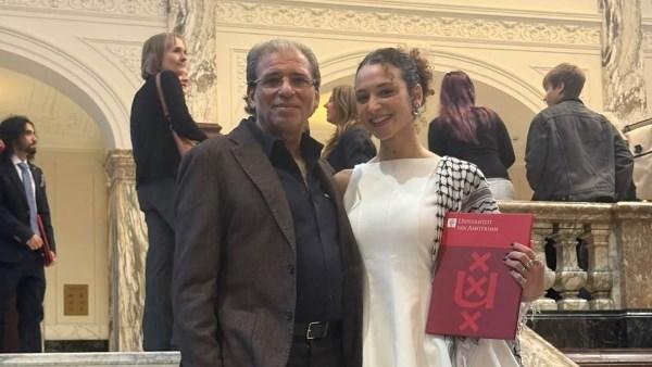 خالد يوسف يحتفل بتخرج ابنته مايا من جامعة أمستردام