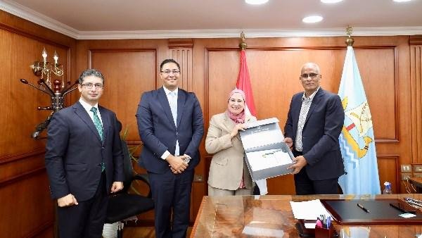 محافظ كفرالشيخ: تطوير الخدمات الرقمية للتيسير على المواطنين وتعزيز التحول الرقمي