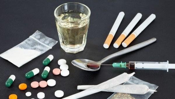 حقوق الإنسان: تعاطي المخدرات بين موظفي الدولة انخفض لأقل من 1%