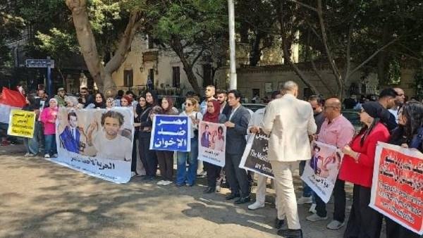 محمد الباز: أحداث هولندا تثير تساؤلات حول التعامل مع الاعتداء على البعثة الدبلوماسية المصرية