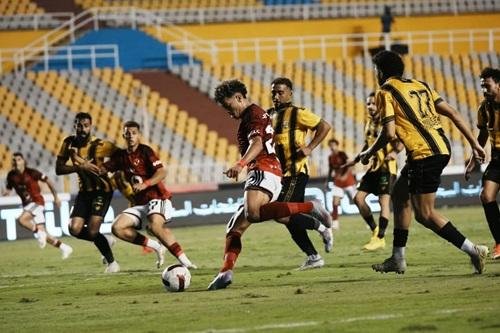 إمام عاشور وأكرم توفيق ضمن 4 و...