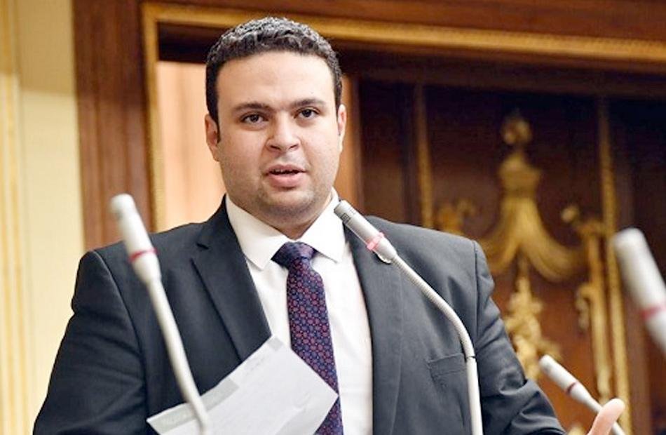 عبدالمنعم إمام: تصريح الرئيس عن عدم المساس بالدستور يفتح الباب أمام انتقال سلمي للسلطة